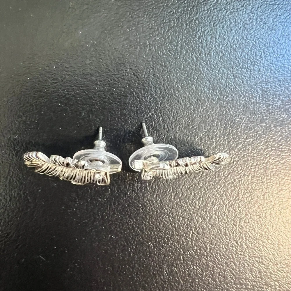 Vintage Feather Leaf Pierced Earrings Silver Tone‎ Drop